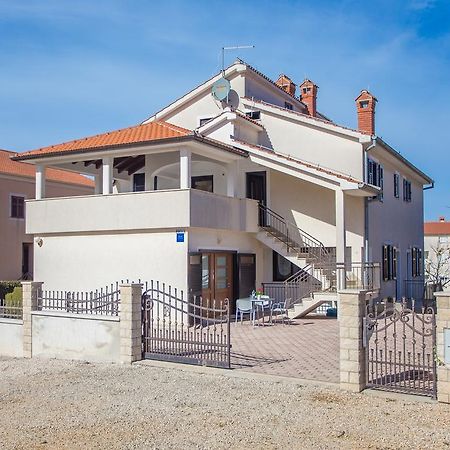 Hotel Punta B Poreč Exterior foto